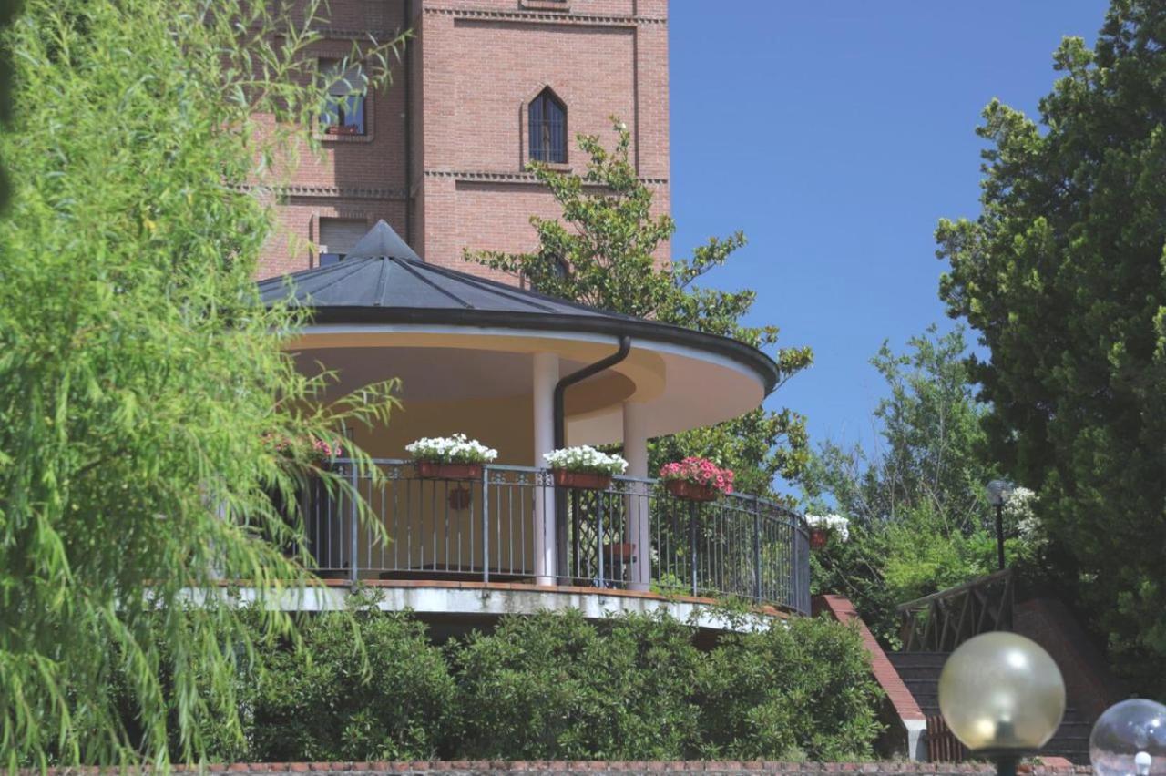 Albergo Torre Di Codana Montiglio Εξωτερικό φωτογραφία